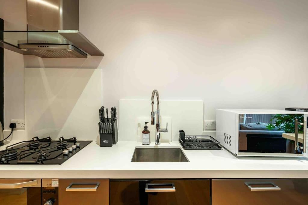 Sweet 3Brs House Close To Oxford & Soho لندن المظهر الخارجي الصورة