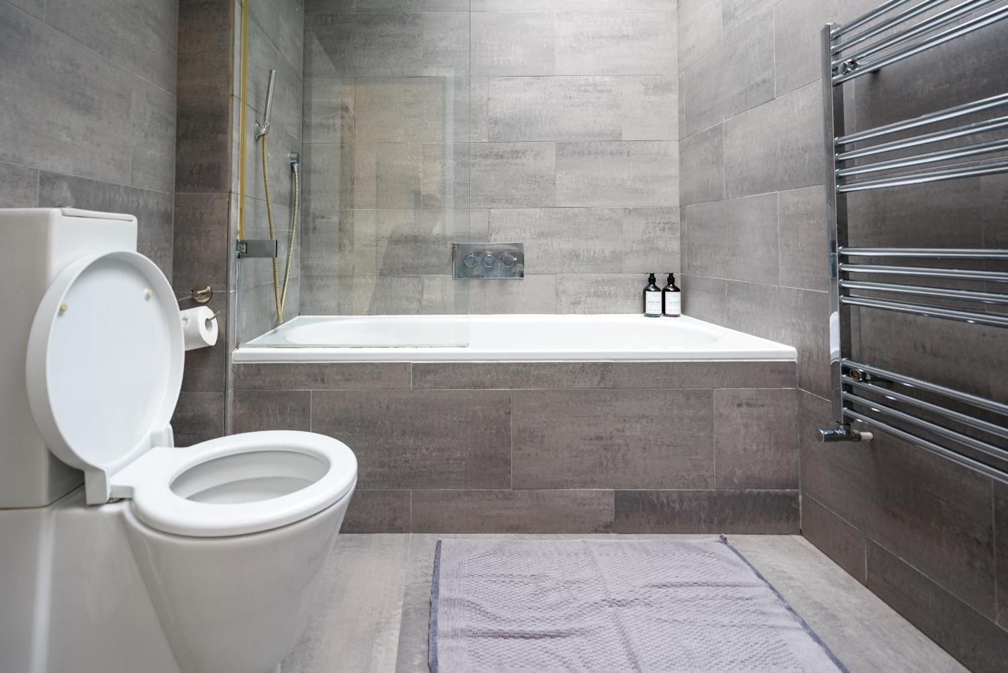 Sweet 3Brs House Close To Oxford & Soho لندن المظهر الخارجي الصورة