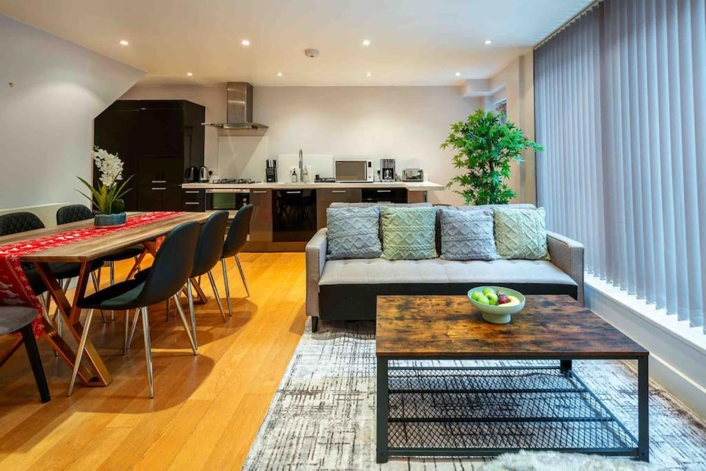 Sweet 3Brs House Close To Oxford & Soho لندن المظهر الخارجي الصورة