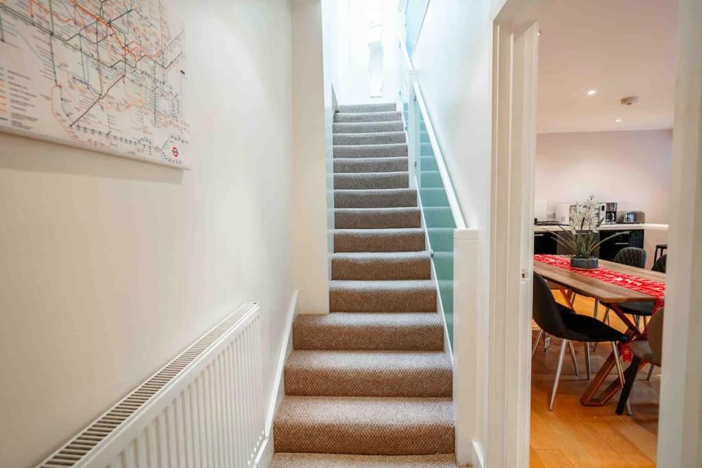 Sweet 3Brs House Close To Oxford & Soho لندن المظهر الخارجي الصورة