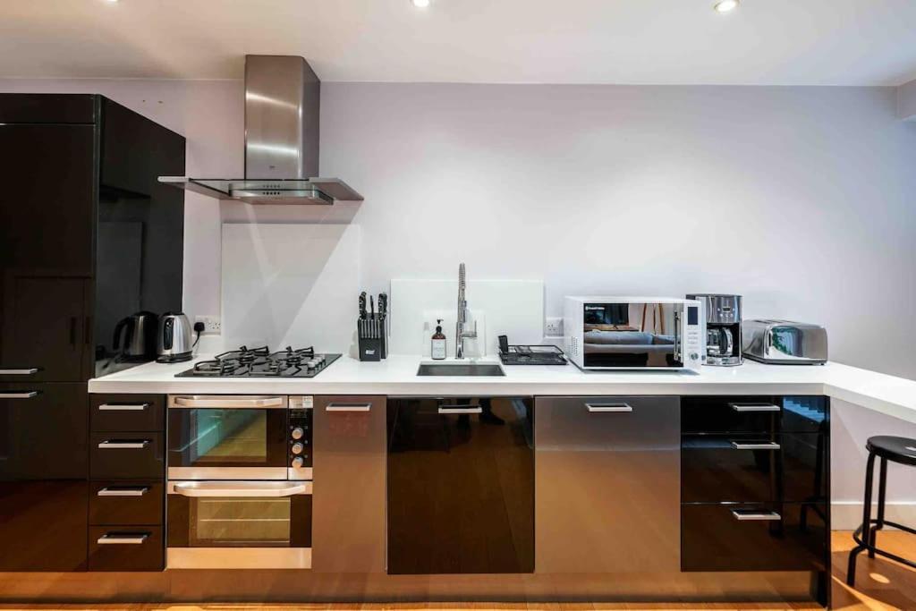 Sweet 3Brs House Close To Oxford & Soho لندن المظهر الخارجي الصورة