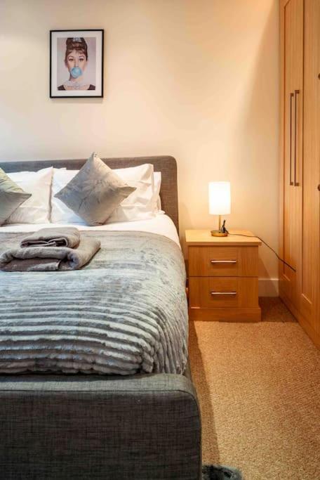 Sweet 3Brs House Close To Oxford & Soho لندن المظهر الخارجي الصورة